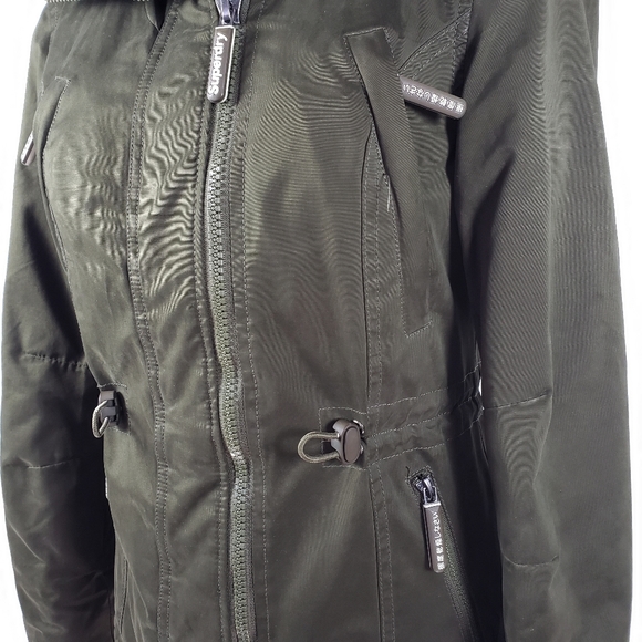 Superdry Boxy Snorkel Army Jacket in Olive Green - Picture 5 of 8